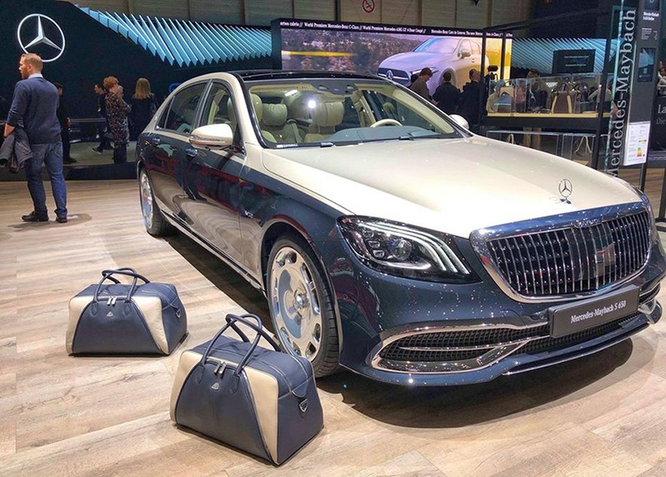 Vượt qua “ải 116”, Mercedes-Benz đưa thêm nhiều xe mới về Việt Nam - 1 Mercedes Maybach S650 hiện đang có mặt tại triển lãm Geneva