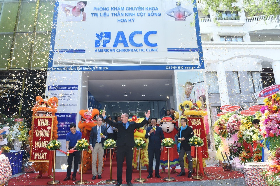 ACC khai trương phòng khám trị liệu cột sống không dùng thuốc hay phẫu thuật - 1 ACC khai trương phòng khám tại 99 Nguyễn Du, Quận 1 với nhiều trang thiết bị hiện đại