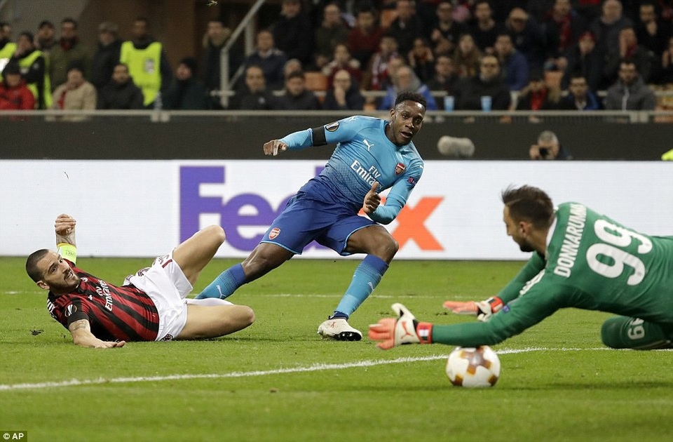 Những khoảnh khắc Arsenal hạ gục AC Milan tại San Siro - 7
Welbeck cũng bỏ lỡ khá nhiều cơ hội ở trận đấu này