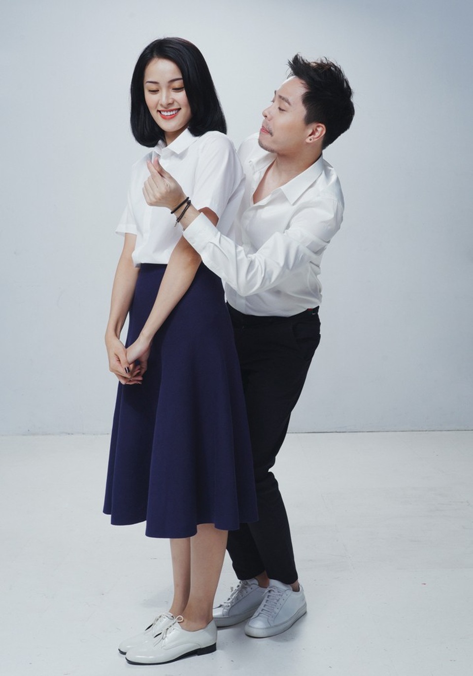 Bạn gái cũ của Cường Đôla tiết lộ nỗi sợ bị "soi quá đà" - 7 Ngoài chia sẻ về vai diễn điện ảnh lần này, Hạ Vi cũng không chia sẻ gì thêm về cuộc sống của mình vì cô mong muốn khán giả quan tâm đến sự nghiệp của mình nhiều hơn về thông tin cá nhân.