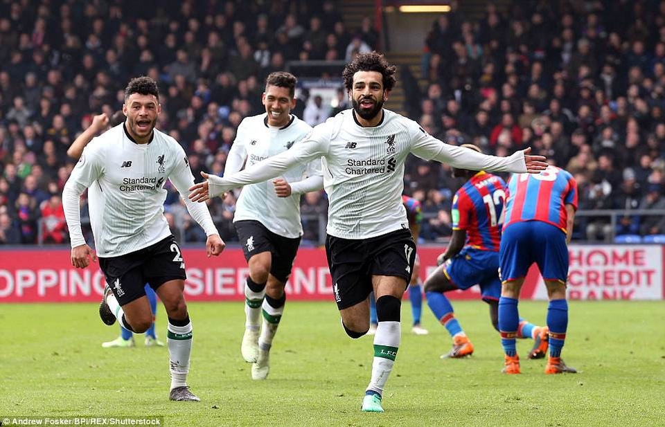 Kỷ lục của C.Ronaldo ở Premier League bị Salah “nuốt gọn” - 1 Mohamed Salah cân bằng kỷ lục của Van Persie và C.Ronaldo