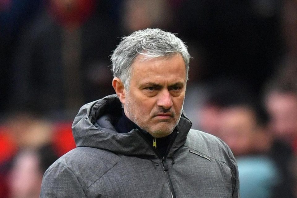 Thắng dễ dàng trước Swansea, MU vẫn chưa hết xấu xí - 4
Mourinho vẫn có quá nhiều toan tính khiến MU đánh mất lối chơi đẹp
