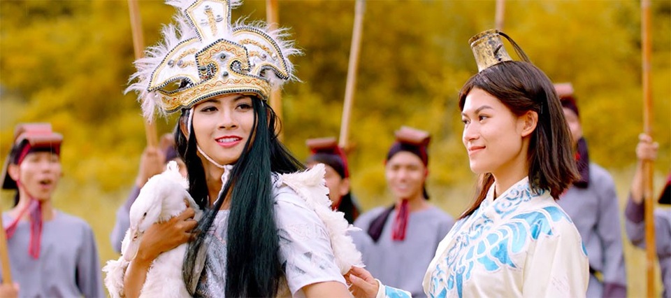 Hoài Lâm cải trang thành Trọng Thuỷ sau tin đồn đã cưới vợ - 3 Hoài Lâm cải trang thành Trọng Thuỷ sau tin đồn đã cưới vợ - 3