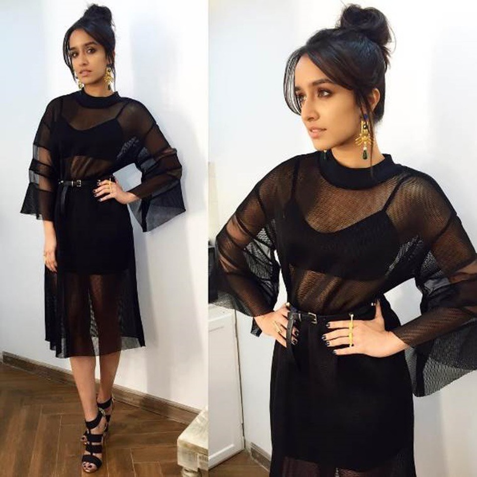 Vẻ đẹp hút hồn của minh tinh Ấn Độ Shraddha Kapoor - 15
Cô cũng từng xuất hiện trên nhiều tạp chí hàng đầu như Vogue, Cosmopolitan, Verve...