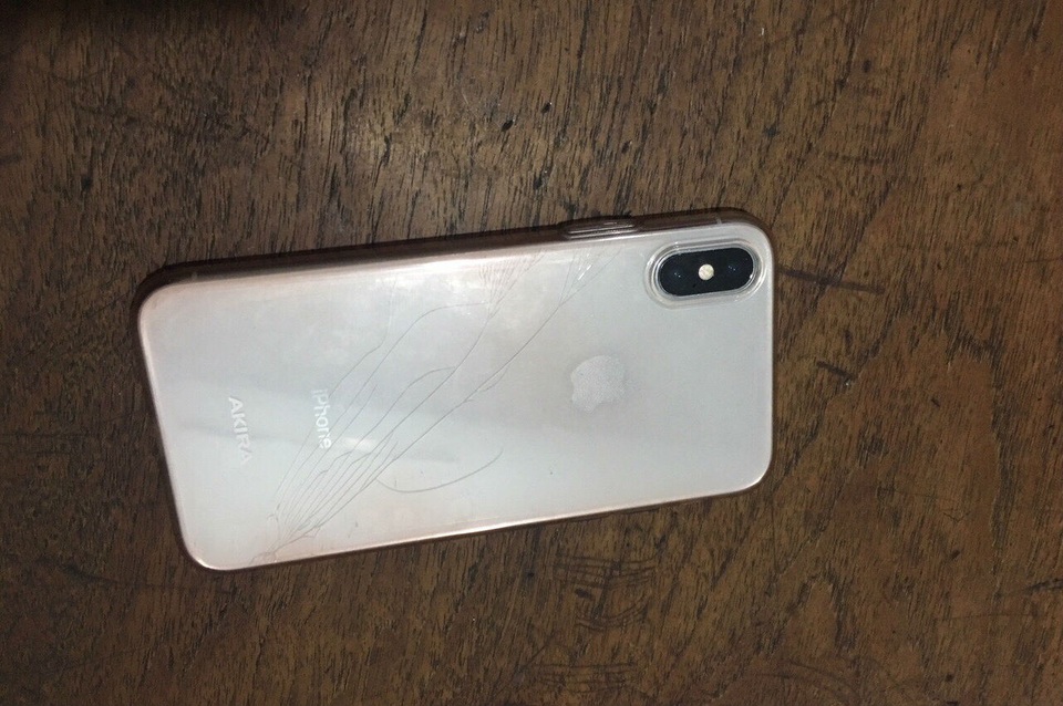 Chiếc điện thoại Iphone X bị cướp giật