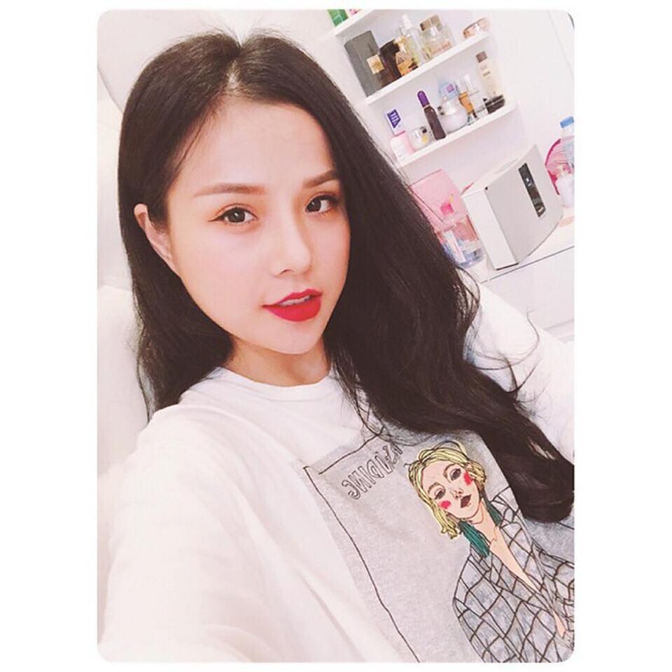 Hé lộ bạn gái siêu xinh của thủ môn Văn Lâm - 17
Đối với chuyện tình yêu với thủ thành Văn Lâm, Thương Võ rất kín tiếng.