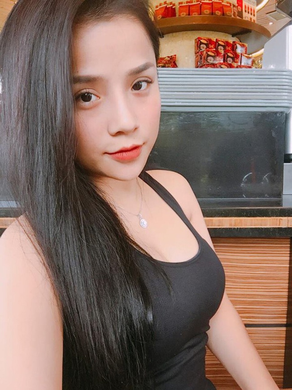 Hé lộ bạn gái siêu xinh của thủ môn Văn Lâm - 19
Hình ảnh đời thường xinh đẹp của bạn gái Lâm Tây.