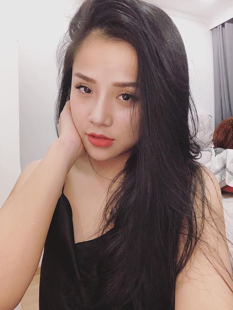 Hé lộ bạn gái siêu xinh của thủ môn Văn Lâm - 4
Danh tính bóng hồng sở hữu trái tim thủ môn soái Tây khiến nhiều người ngỡ ngàng.