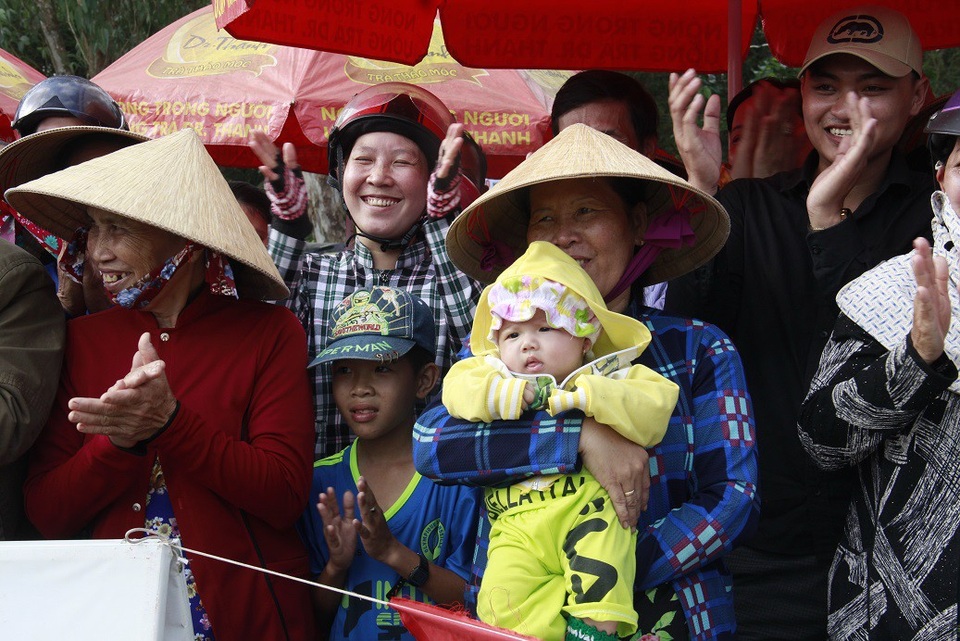 Phum sóc Khmer bừng sáng đầu năm mới với những “Nhịp cầu ước mơ” - 4