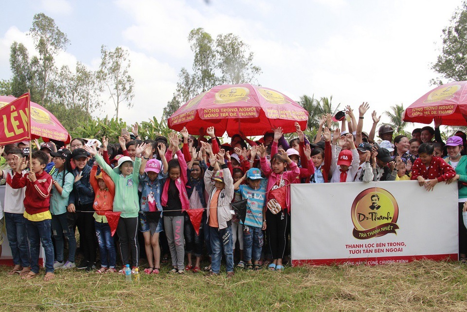 Phum sóc Khmer bừng sáng đầu năm mới với những “Nhịp cầu ước mơ” - 5