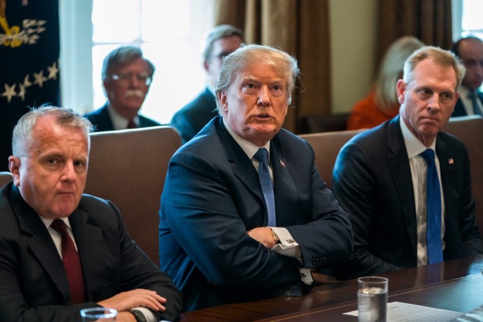 Ông Trump có thể đáp trả Syria thế nào? - 1
Tổng thống Mỹ Donald Trump (giữa) - Ảnh: Getty