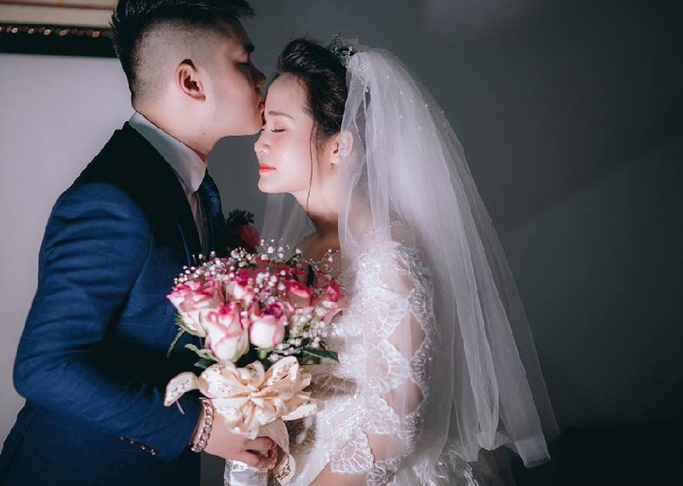 Chuyện tình yêu 8 năm của cặp đôi Bắc Giang cách nhà nhau 300m - 4 Chuyện tình yêu 8 năm của cặp đôi Bắc Giang cách nhà nhau 300m - 4