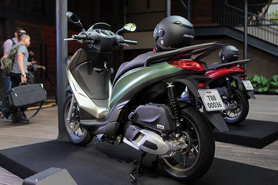 Piaggio Medley 2018 khởi điểm từ 72,5 triệu đồng - 5 Piaggio Medley 2018 khởi điểm từ 72,5 triệu đồng - 5
