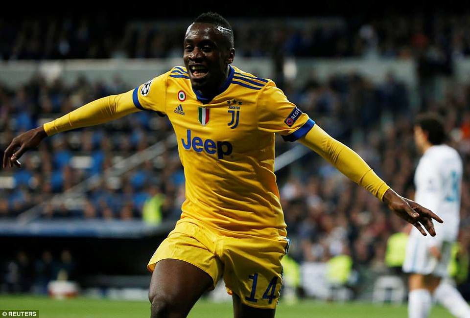 Những khoảnh khắc Real Madrid hút chết trước Juventus tại Bernabeu - 1
Juventus đã nhập cuộc đầy quyết tâm và chơi đôi công cùng Juventus ngay từ đầu trận