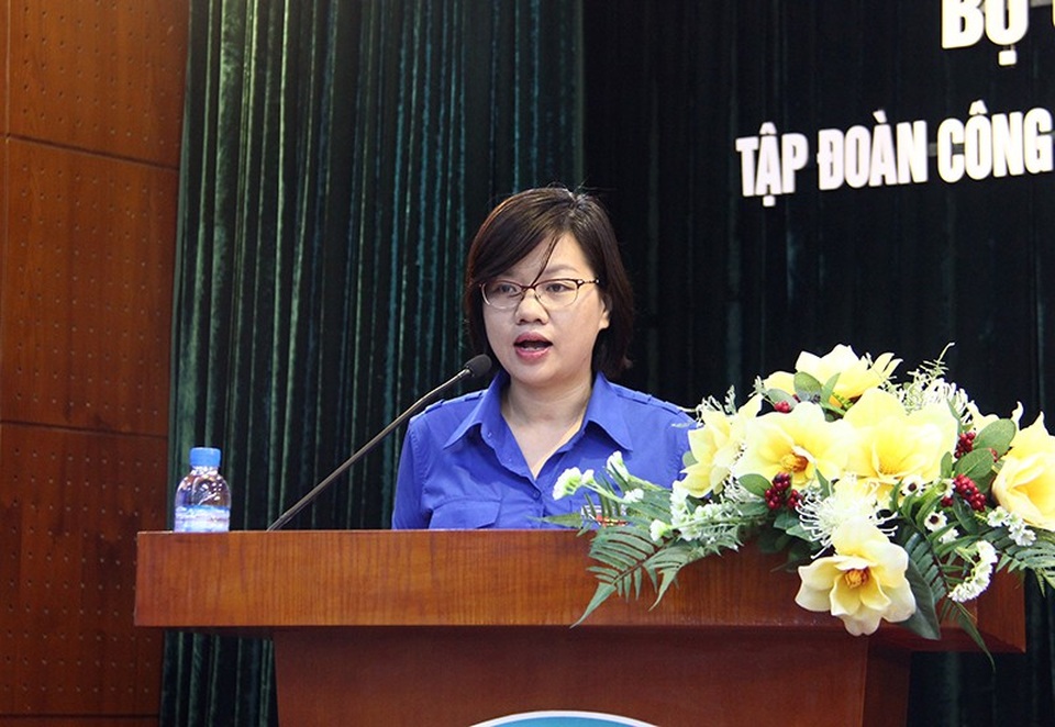 7.000 thanh niên hoàn thành khóa tập huấn trực tuyến về khởi nghiệp đầu tiên - 2 Chị Nguyễn Thị Thu Vân, Ủy viên Ban Thường vụ Trung ương Đoàn, Phó Chủ tịch Thường trực Trung ương Hội LHTN Việt Nam thông báo kết quả chương trình tập huấn