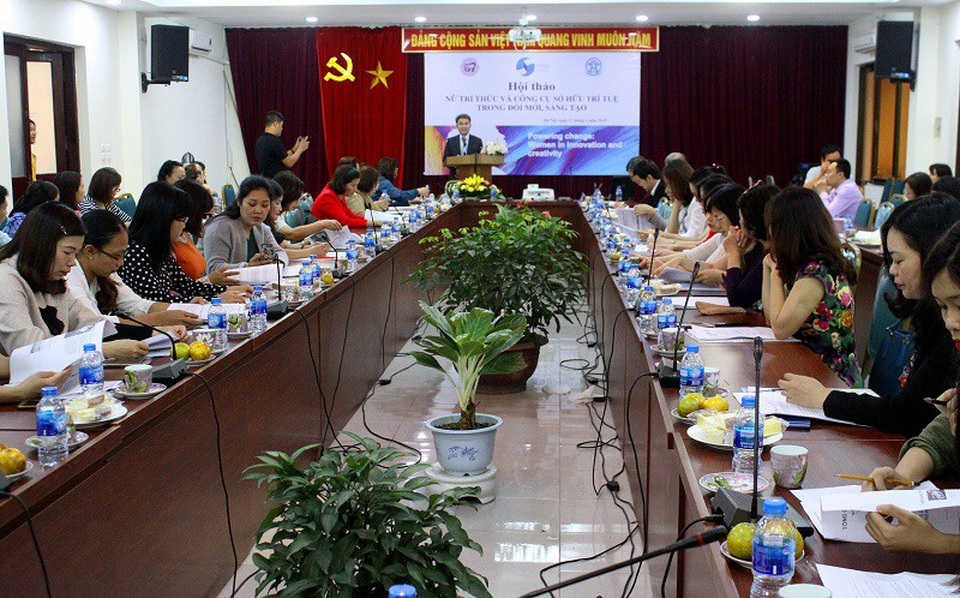 Những sáng chế mới lạ của phụ nữ làm nâng cao chất lượng cuộc sống - 2
Quang cảnh buổi tọa đàm.