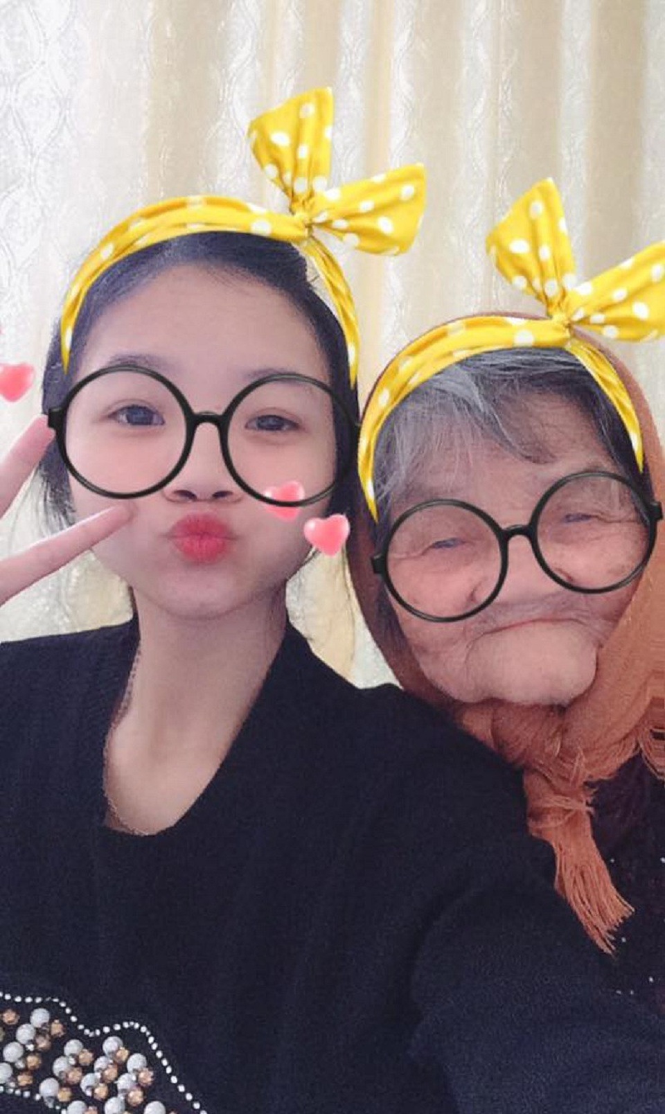 Trào lưu khoe ảnh “bà ngoại xì-tin” gây sốt mạng - 9 (ảnh: Thùy Linh Đinh)