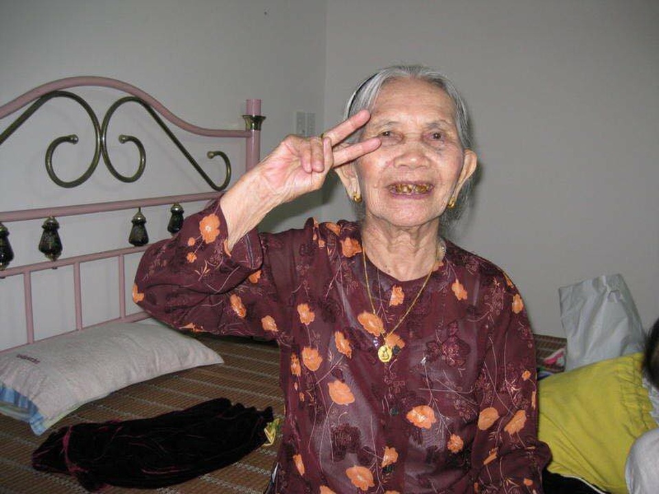 Trào lưu khoe ảnh “bà ngoại xì-tin” gây sốt mạng - 8 (ảnh: Thương Mập)