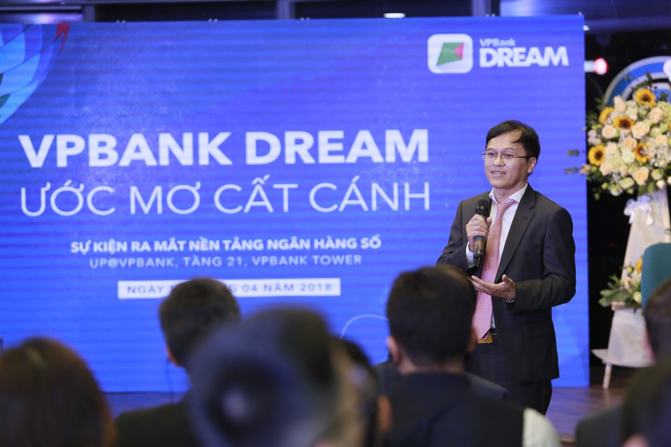 VPBank ra mắt nền tảng ngân hàng số VPBank Dream - 1 Tổng giám đốc Nguyễn Đức Vinh phát biểu tại sự kiện ra mắt Dream.
