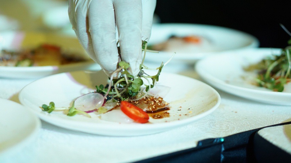 Shusi cá Bơn theo phong cách Ý