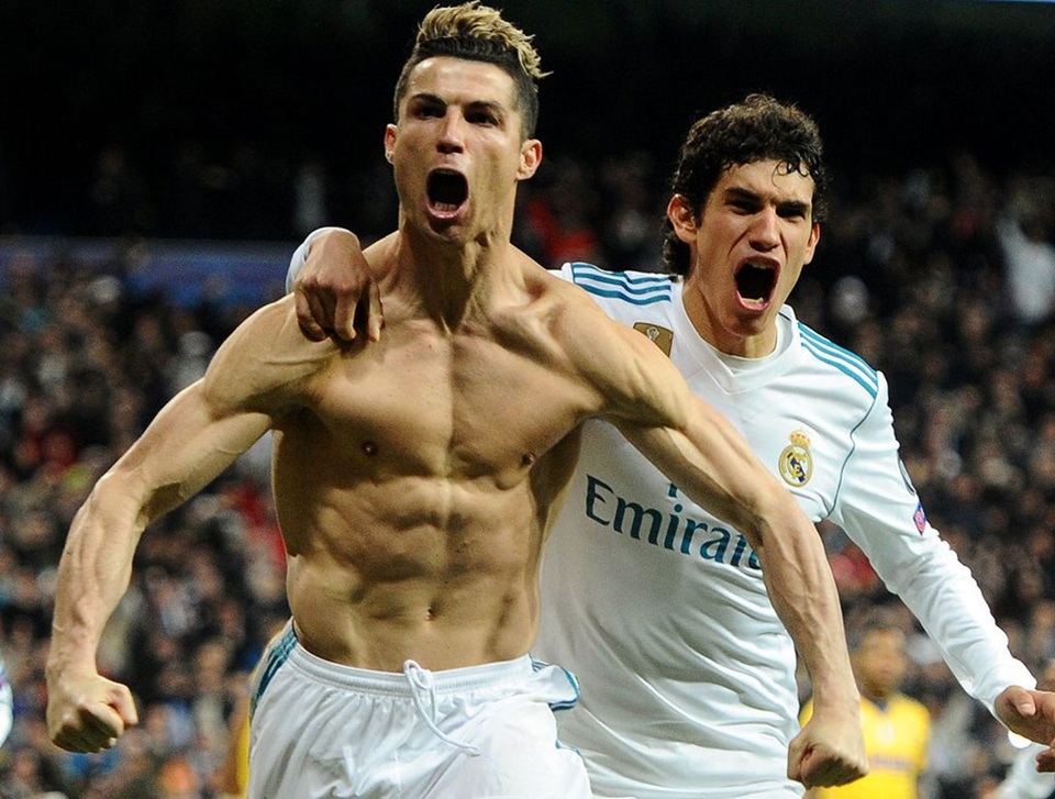 C.Ronaldo: Người được Thượng đế lựa chọn - 1
C.Ronaldo ngạo nghễ ăn mừng bàn thắng định mệnh vào lưới Juventus
