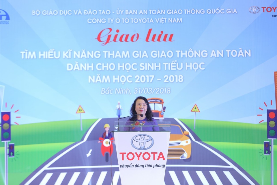 Toyota góp phần giáo dục nâng cao ý thức ATGT cho thế hệ trẻ - 6 Toyota góp phần giáo dục nâng cao ý thức ATGT cho thế hệ trẻ - 6