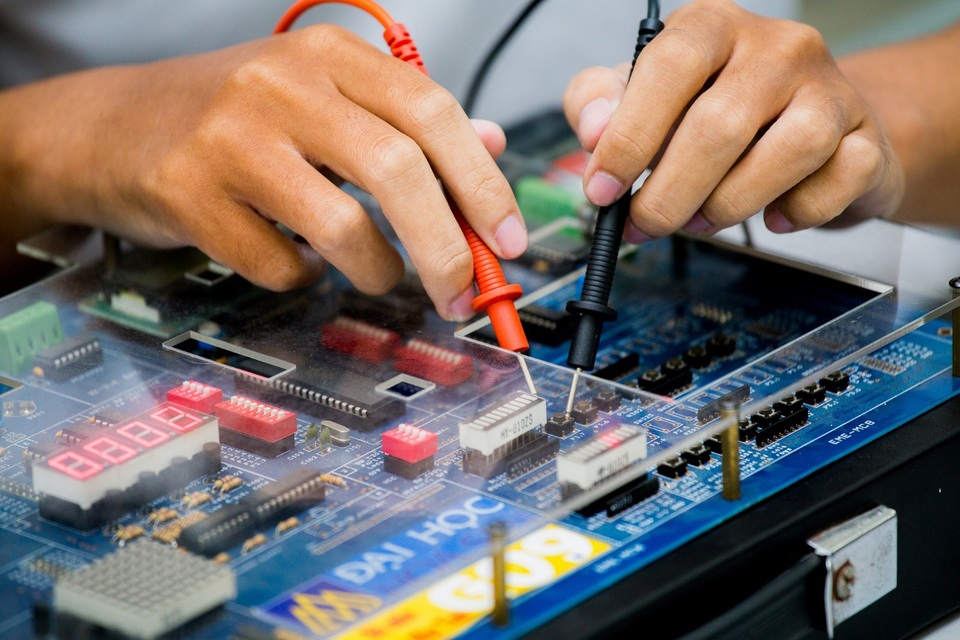 Khoa học mạng máy tính - Tiền đề của công nghệ tiên tiến - 1
Thế giới kết nối của máy tính trở thành kết nối của vạn vật và vai trò của chuyên viên hệ thống mạng máy tính ngày càng trở quên quan trọng.