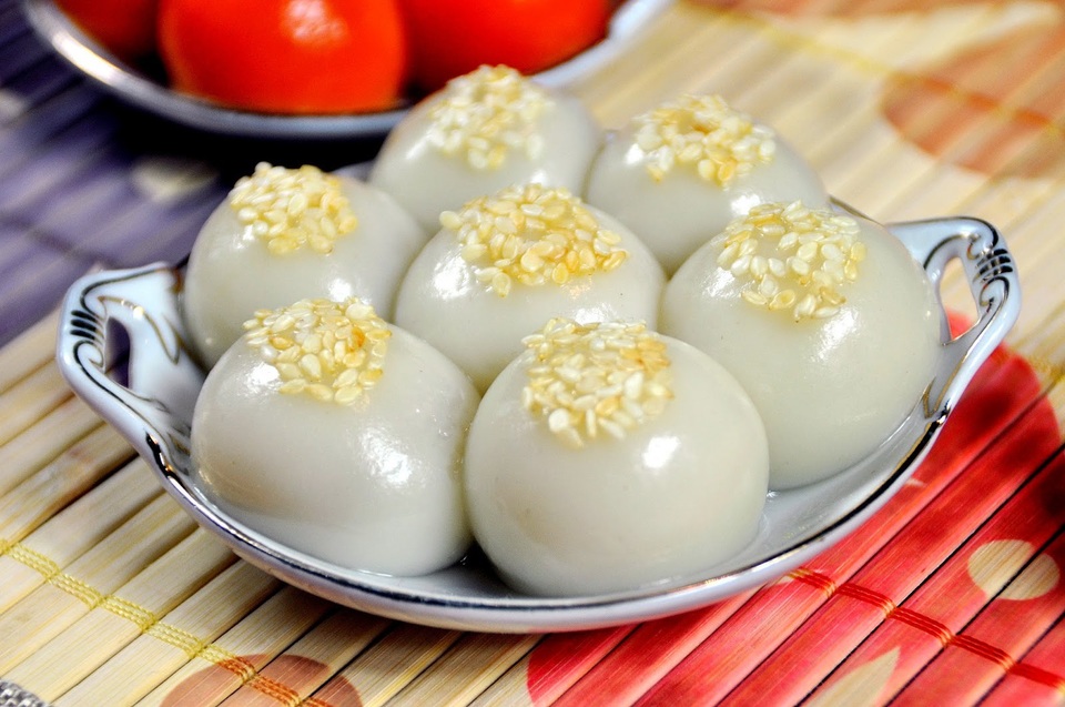 Tết Hàn thực 3/3 âm lịch: Vì sao phải cúng bánh trôi, bánh chay? - 2 Việc dùng bánh trôi, bánh chay để cúng lễ cũng mang nhiều ý nghĩa tốt đẹp. Ảnh minh họa
