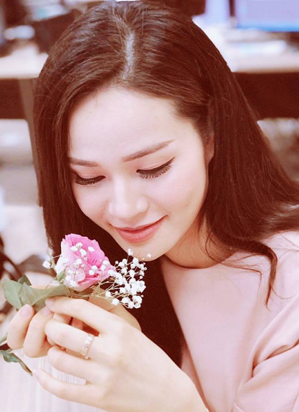 Tiết lộ hình ảnh không lên sóng của BTV Thu Hương “Chuyển động 24h” - 9 Nét đẹp duyên dáng, dung dị trong khoảnh khắc đời thường của BTV Thu Hương.