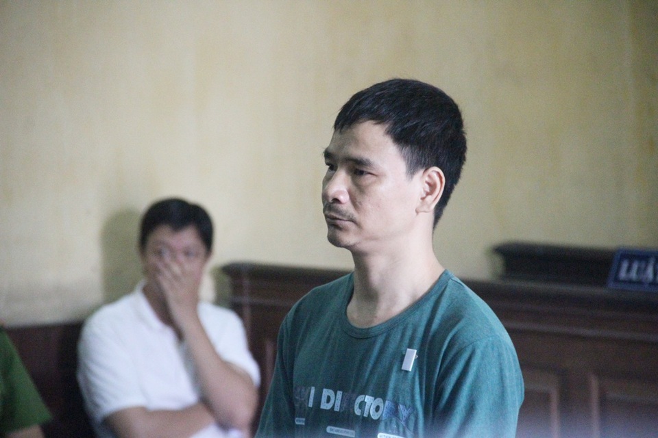 4 tên tội phạm đục tường trốn khỏi trại tạm giam - 1 Bị cáo Lũy tại phiên tòa.