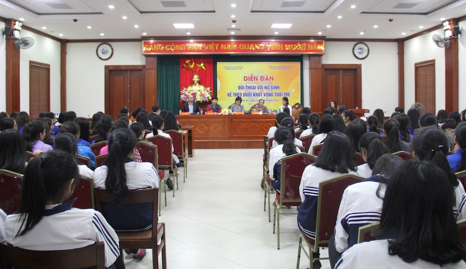 “Nhiều bạn trẻ hiện nay không biết mình thích gì” - 3
Quang cảnh chương trình.