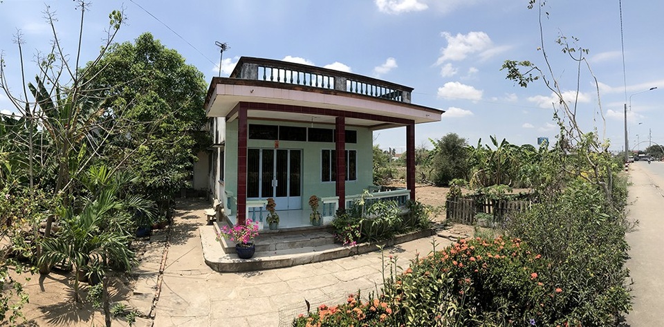 Hình ảnh khu dân cư ngổn ngang sau 14 năm thực hiện dự án khiến người dân ngao ngán! - 10 Hơn 12 năm lận đận đi khiếu nại về đất, gia đình bà Bé lại vẫn mất đất, dù có thời điểm điểm khiếu nại của bà Bé được UBND tỉnh xác định là có cơ sở.