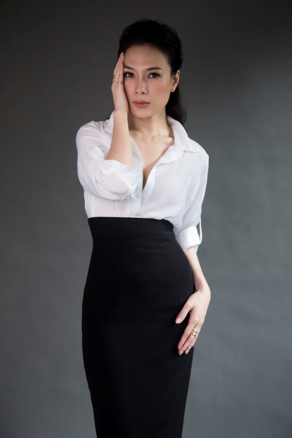 Mỹ Tâm từng là gương mặt quen thuộc đảm nhiệm vị trí giám khảo ở hầu hết các cuộc thi âm nhạc lớn tại Việt Nam như: Thần tượng âm nhạc Việt Nam, Giọng hát Việt, Phiên bản hoàn hảo… Với kinh nghiệm ngồi ghế nóng hàng loạt chương trình, Mỹ Tâm nhận được nhiều kỳ vọng khi đảm nhận vị trí ghế nóng.