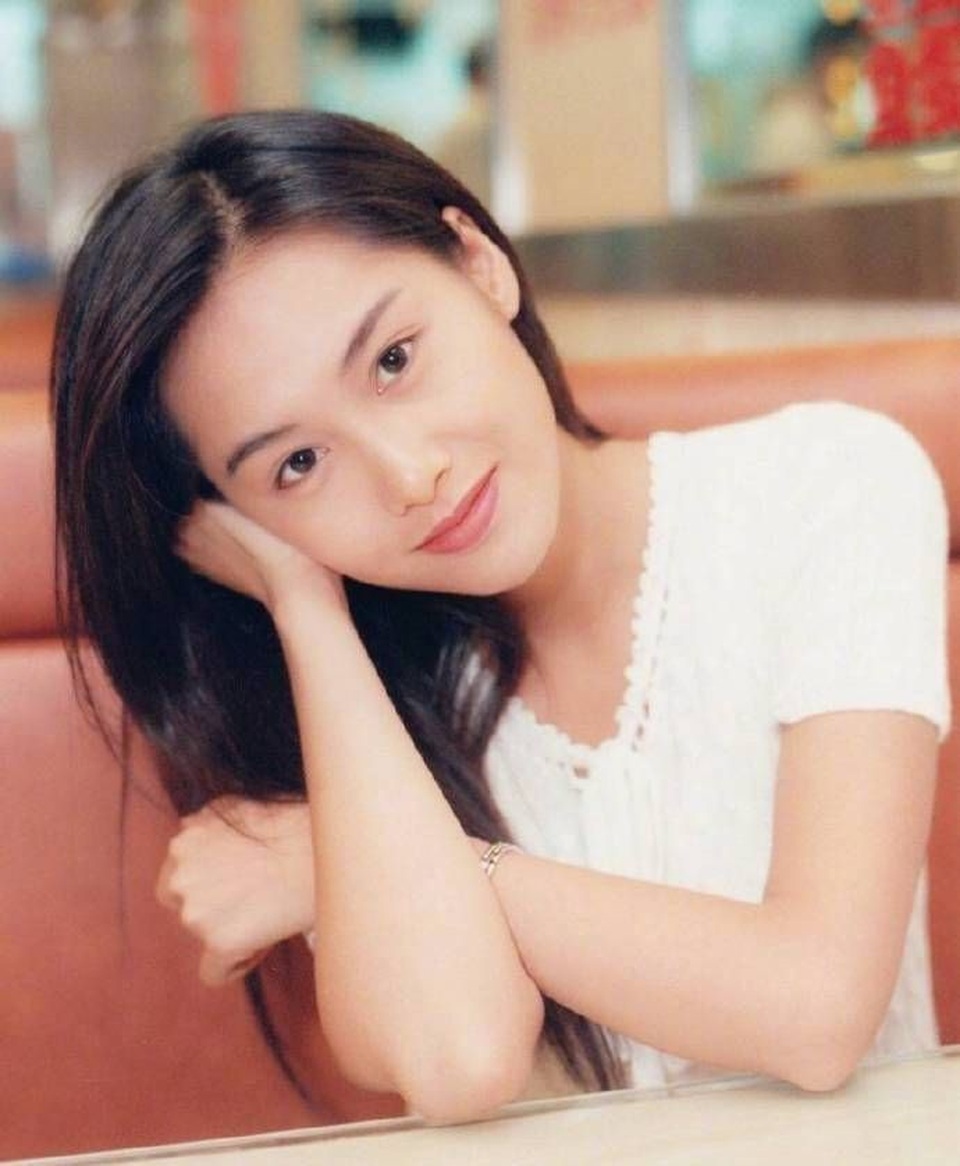 Nhan sắc mặn mà của mỹ nhân tố Châu Tinh Trì lăng nhăng - 10 Nhan sắc mặn mà của mỹ nhân tố Châu Tinh Trì lăng nhăng - 10