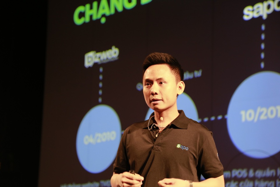 Ra mắt nền tảng quản lý, bán hàng đa kênh đầu tiên tại Việt Nam - 1 CEO Trần Trọng Tuyến phát biểu tại lễ ra mắt nền tảng quản lý và bán hàng đa kênh Sapo X