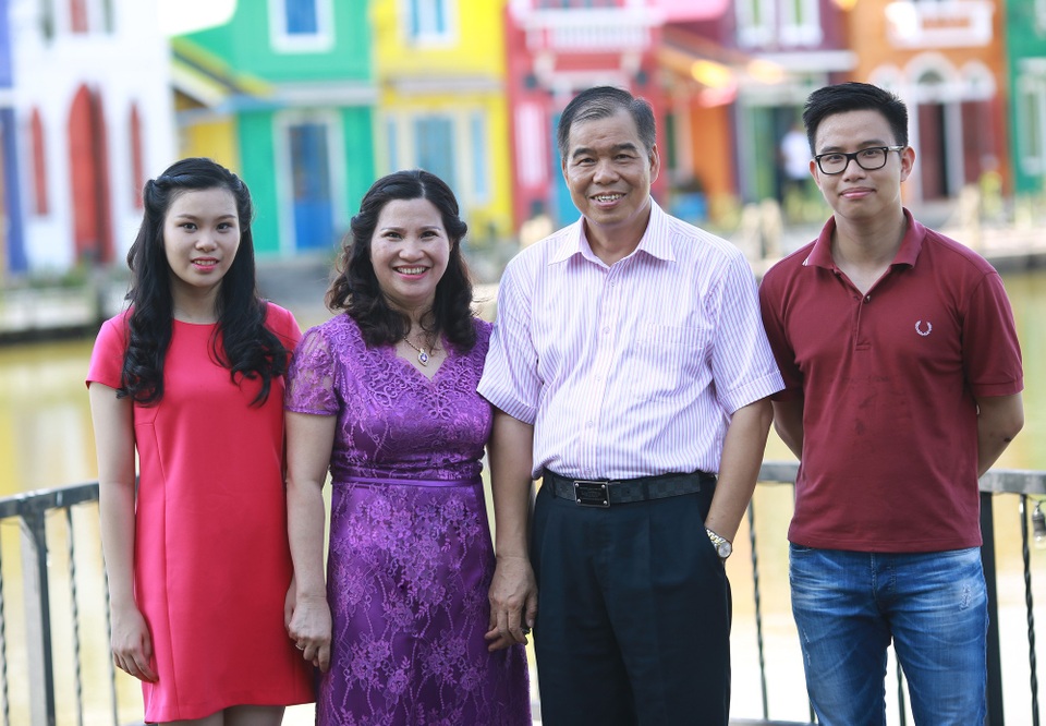 
Gia đình là điểm tựa vững chắc cho Bảo Châu.
