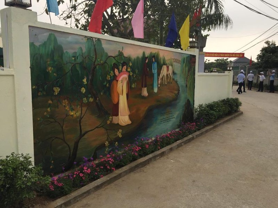 Độc đáo con đường bích họa trên quê hương Đại thi hào Nguyễn Du - 4 Độc đáo con đường bích họa trên quê hương Đại thi hào Nguyễn Du - 4