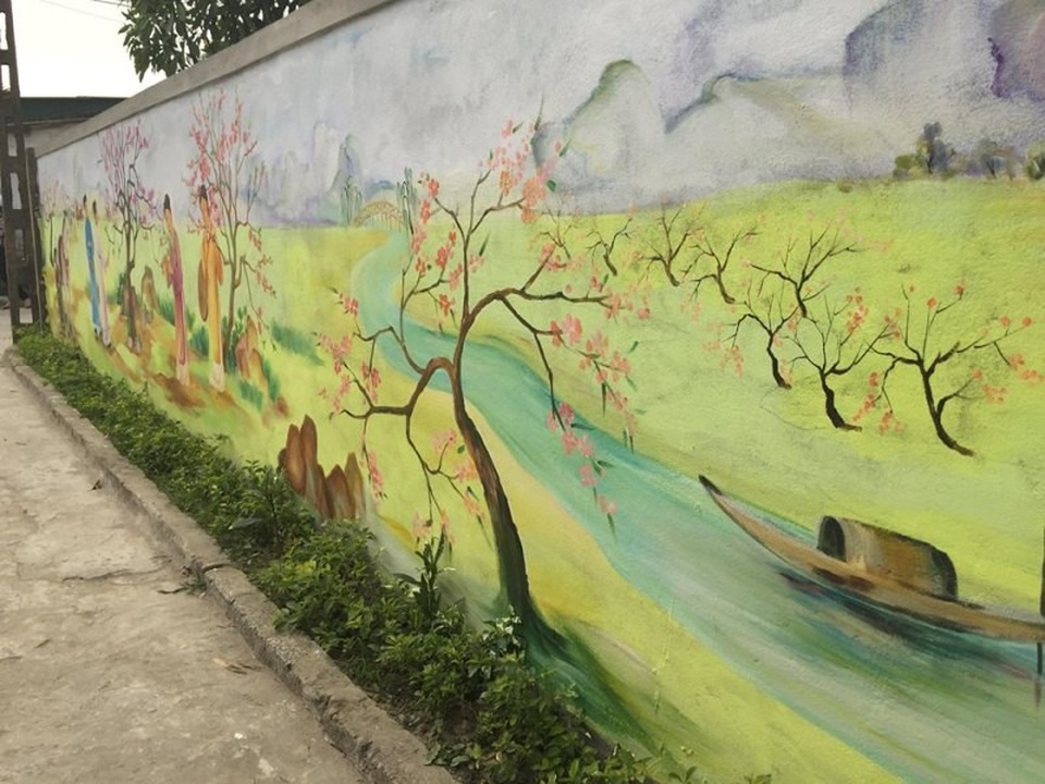 Độc đáo con đường bích họa trên quê hương Đại thi hào Nguyễn Du - 2 Bộ tranh bích họa sơn dầu cỡ lớn gồm 30 bức tranh khắc họa về một số nhân vật, phong cảnh tiêu biểu trong tranh minh họa Truyện Kiều được các họa sĩ trình bày sinh động