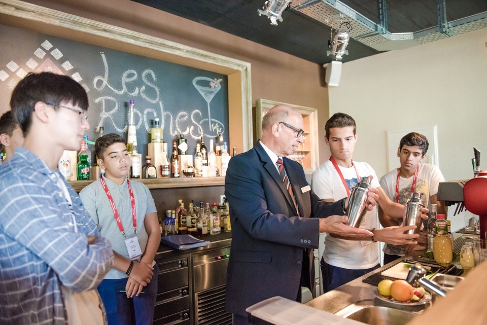 Du học Thụy Sỹ ngành Hospitality - 2 Du học Thụy Sỹ ngành Hospitality - 2