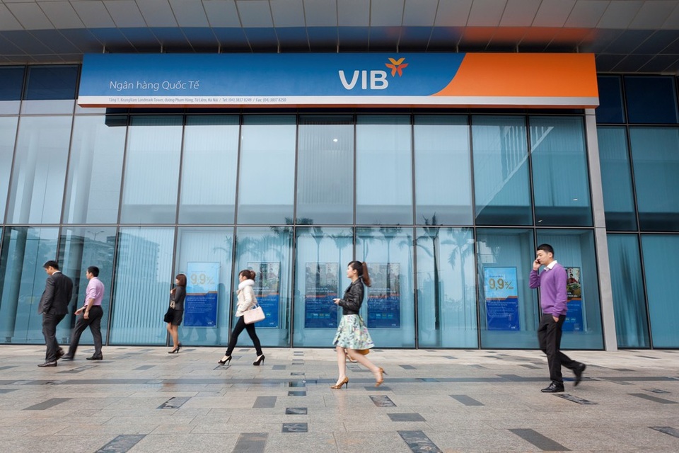 Đột phá doanh thu bán lẻ, một ngân hàng tăng lãi hơn 3 lần trong quý I - 1 VIB tiếp tục dẫn đầu thị trường về sản phẩm cho vay ô tô trong quý I
