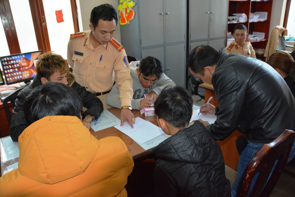 Truy quét nhóm “teen” tụ tập đua xe trái phép làm náo loạn thành phố Đà Lạt - 1