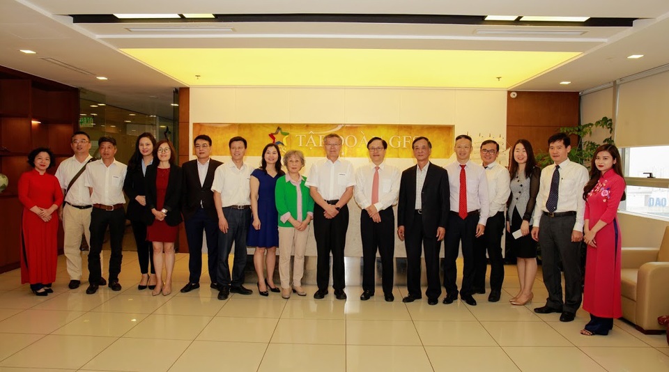 
Đoàn công tác Tập đoàn Sunward đã có buổi tìm hiểu và ký kết thành công tại Tập đoàn GFS.
