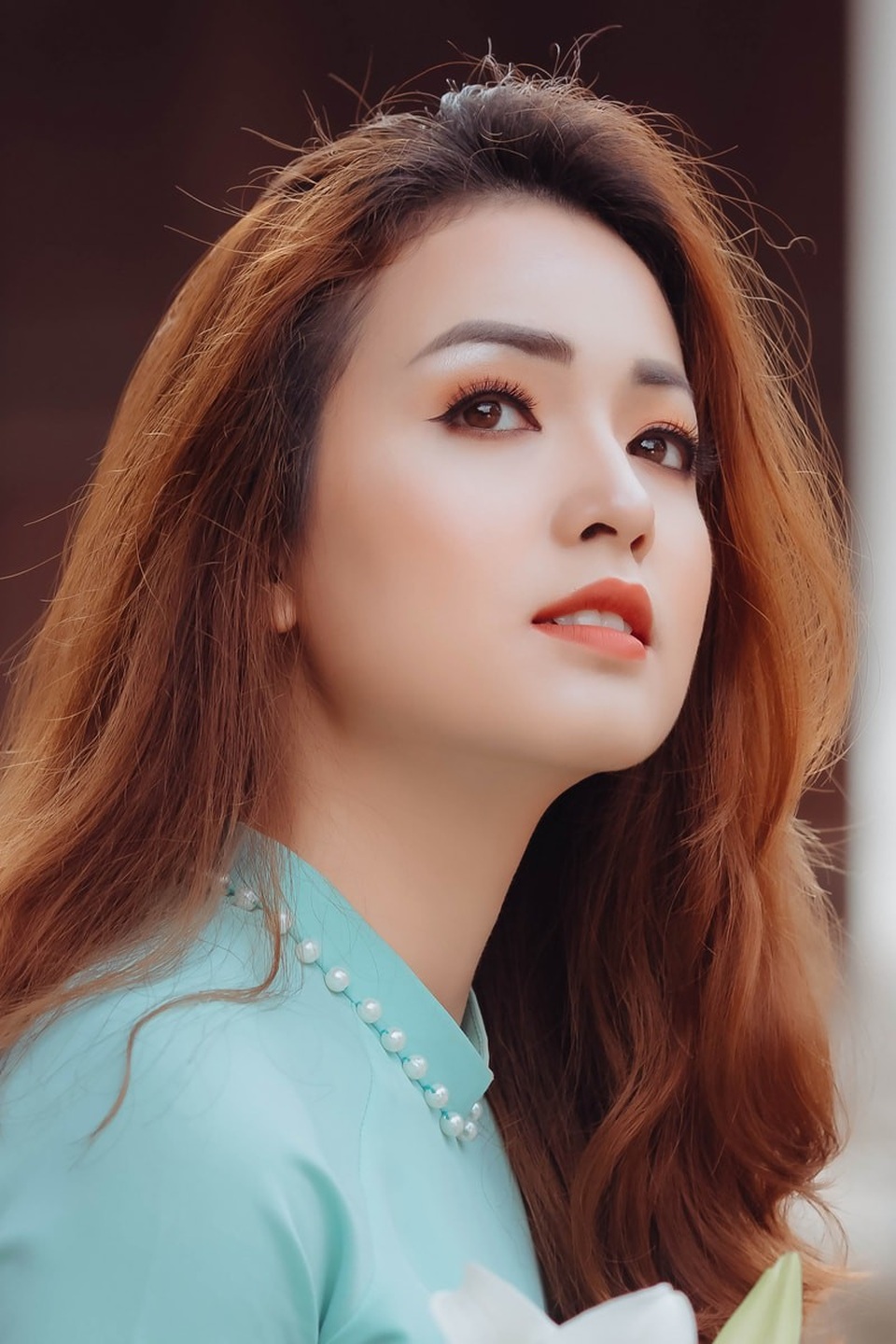 Đôi mắt nâu "hút hồn" của thiếu nữ Thái Nguyên - 2
Nhưng sự thực thì bố mẹ của cô gái này đều là người Việt Nam, Phương Liên tâm sự rằng, từ bé đến lớn mọi người khi gặp cô lần đầu đều tưởng cô là con lai, bởi đôi mắt ấy có nét rất cuốn hút.