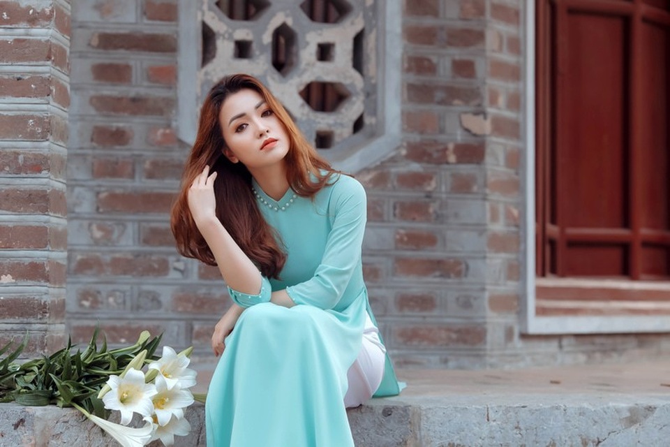 Đôi mắt nâu "hút hồn" của thiếu nữ Thái Nguyên - 8 Phương Liên thường nhận được câu hỏi rằng cô có đeo lens hay mắt tự nhiên, sự nhầm lẫn “đáng yêu” này giúp Liên nhận ra sự đặc biệt của bản thân mình.