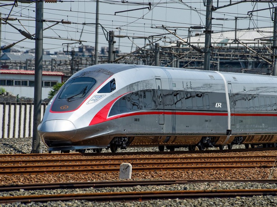 10 chuyến tàu tốc hành nhanh nhất thế giới - 2 10 chuyến tàu tốc hành nhanh nhất thế giới - 2