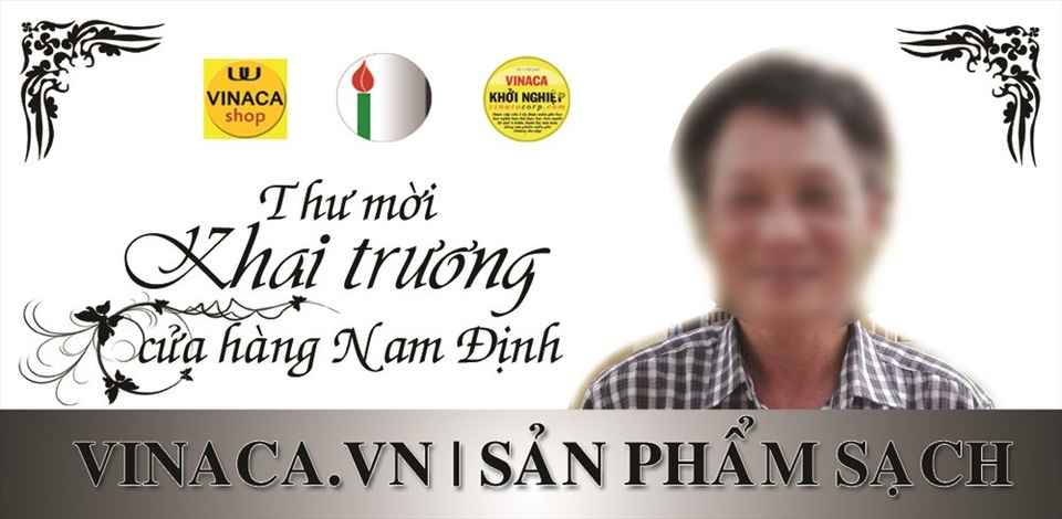 Chân dung giám đốc Cty Vinaca bán hàng rởm - 4
Các đại lý của Cty Vinaca phần đông là người lớn tuổi và có niềm tin tuyệt đối vào lời hứa hẹn khi tham gia vào Cty Vinaca sẽ được cấp 1 tỉ đồng để đầu tư ngay khi kết thúc khóa học. Tuy nhiên, sự thật là những khách hàng phải ký quỹ 5-10 triệu đồng và mua các sản phẩm của doanh nghiệp này trong 3 tháng liên tiếp. Hình ảnh trên là thư mời khai trương cửa hàng của ông Trần Văn Đ (Nam Định). Ông Đ tự nhận là doanh nhân ngay khi kết thúc khóa học khởi nghiệp Vinaca.