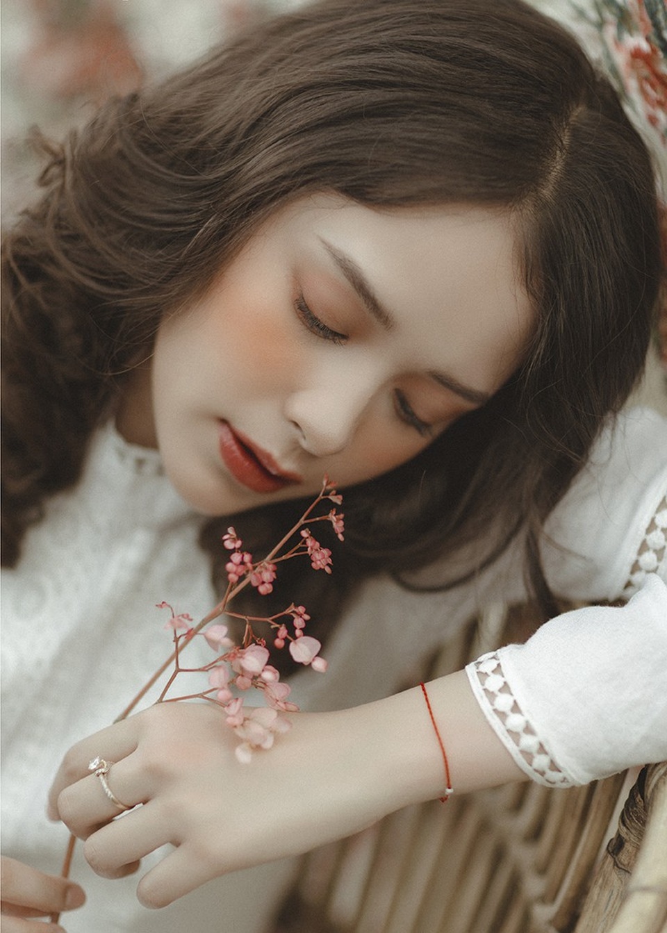 Lời trần tình của hot girl Đà Lạt luôn bị nghi "can thiệp dao kéo" - 5 Lời trần tình của hot girl Đà Lạt luôn bị nghi "can thiệp dao kéo" - 5