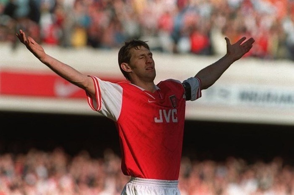 5 học trò xuất sắc nhất của HLV Wenger ở Arsenal - 1 Tony Adams là người đội trưởng vĩ đại của Arsenal