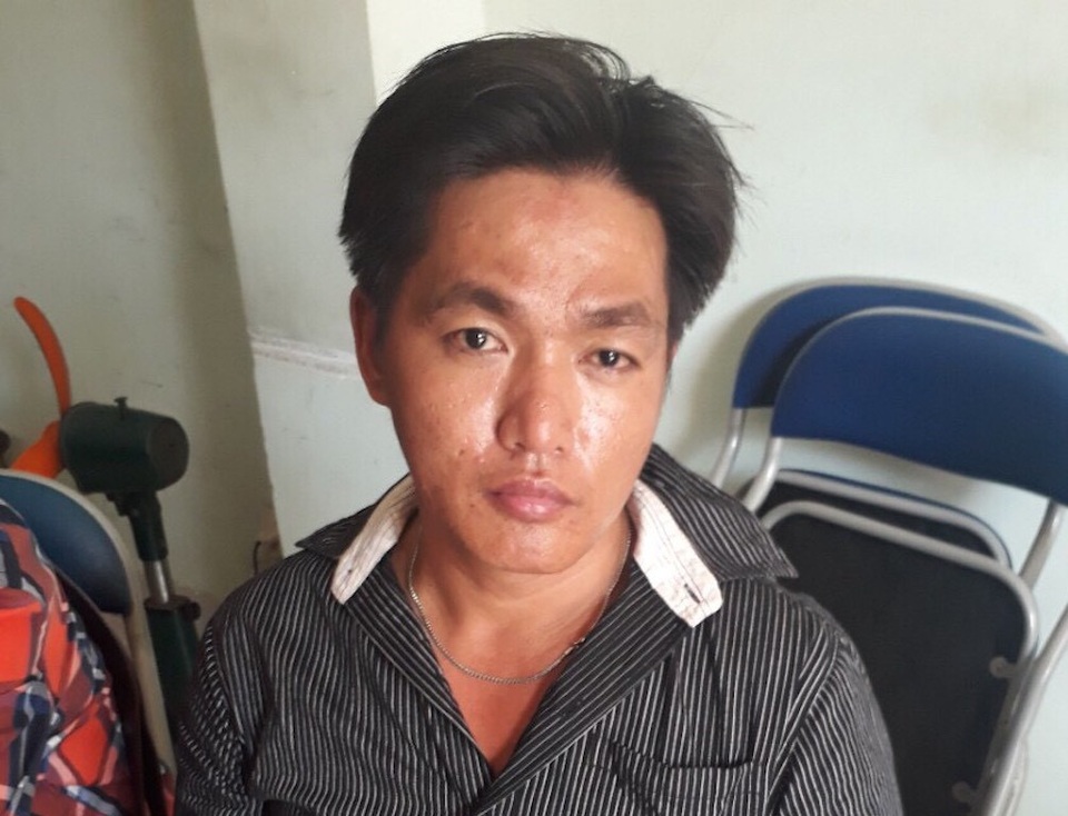 Gần chục trinh sát truy đuổi kẻ cướp điện thoại của du khách nước ngoài - 1 Nguyễn Lê Thanh Phong tại cơ quan công an
