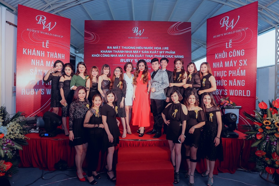 Khánh thành nhà máy sản xuất mỹ phẩm Ruby's World - 5 Khánh thành nhà máy sản xuất mỹ phẩm Ruby's World - 5